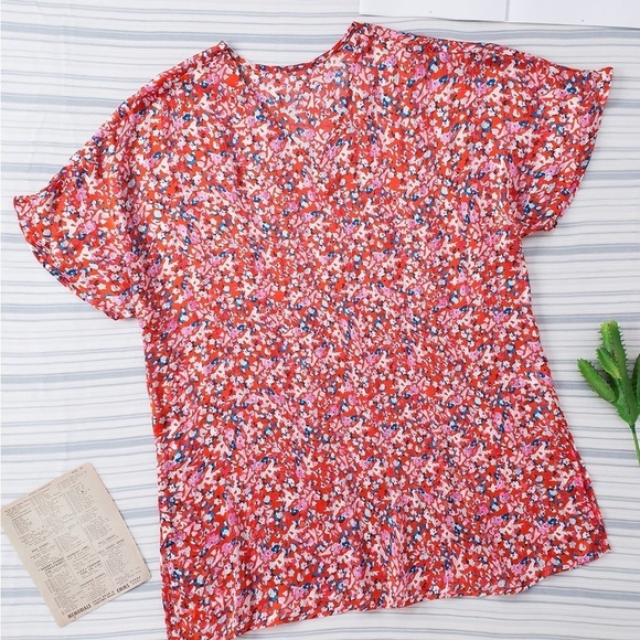 Harmonic Petals Floral V Neck Blouse - Picture 2 of 4